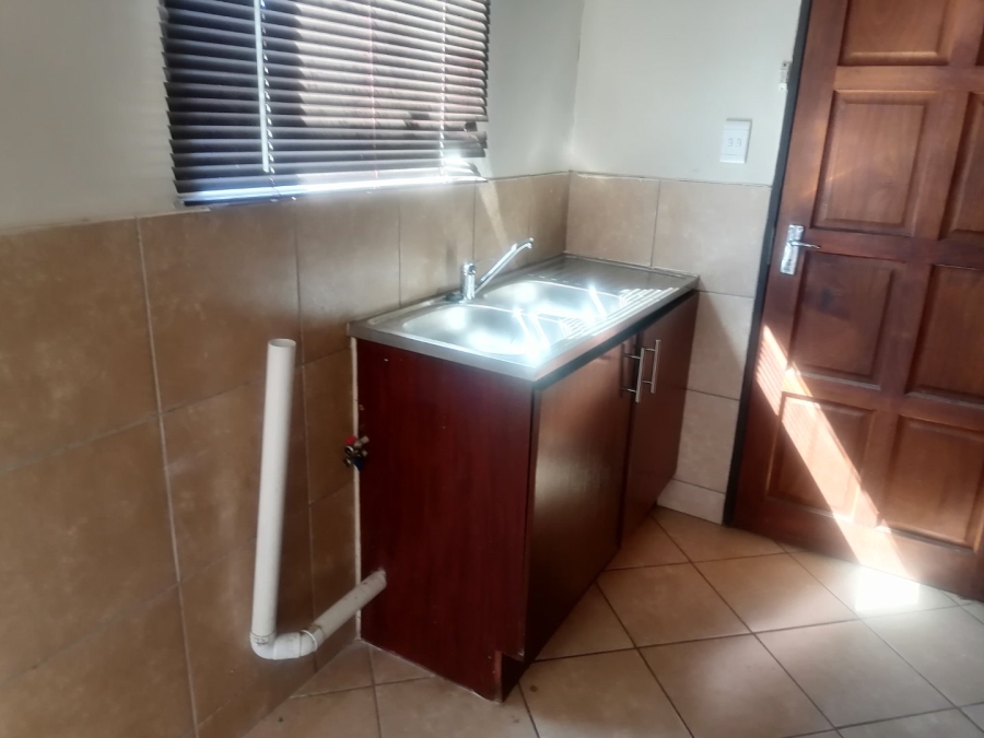 To Let 3 Bedroom Property for Rent in Pinehaven Free State